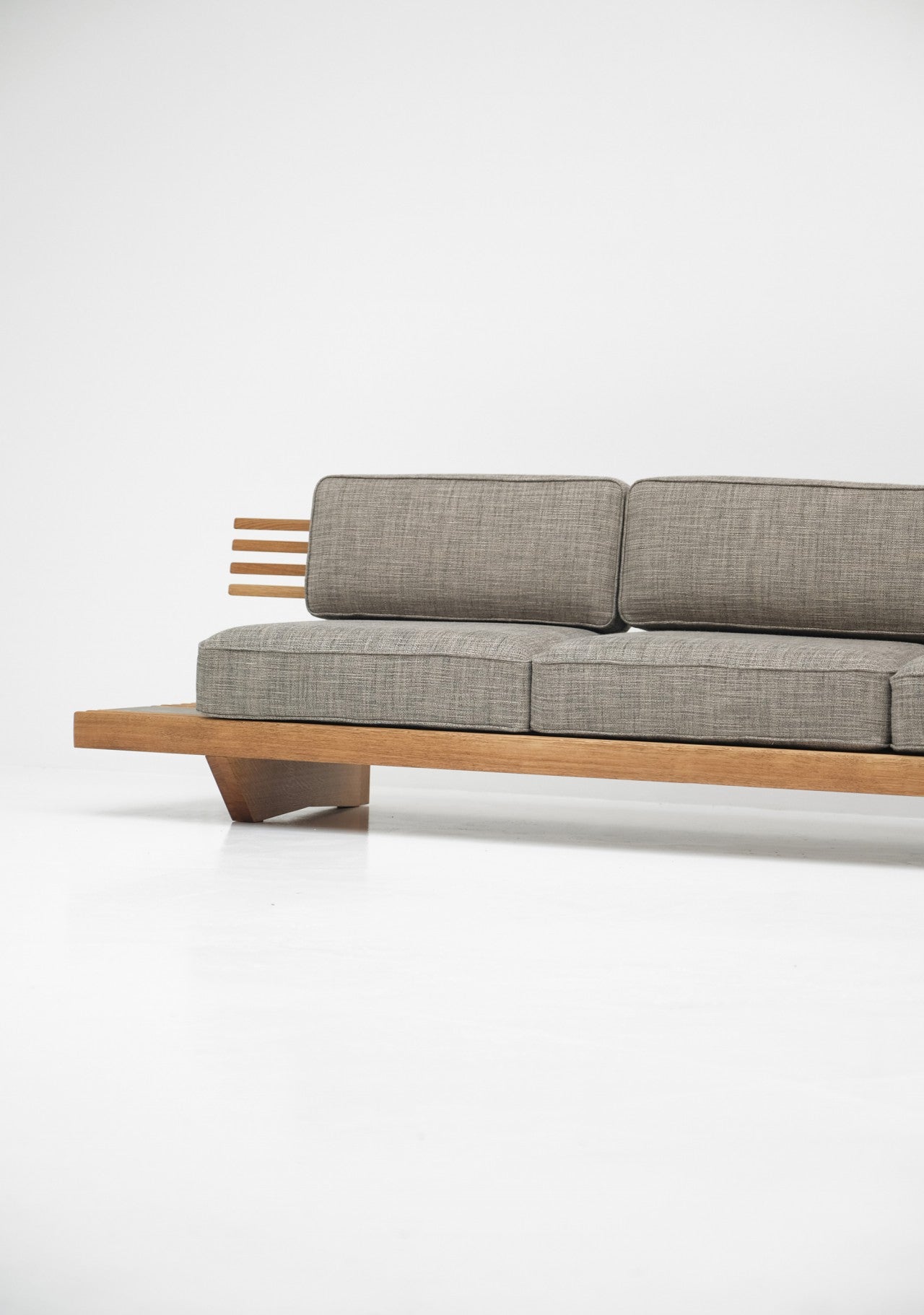 Rivo Sofa