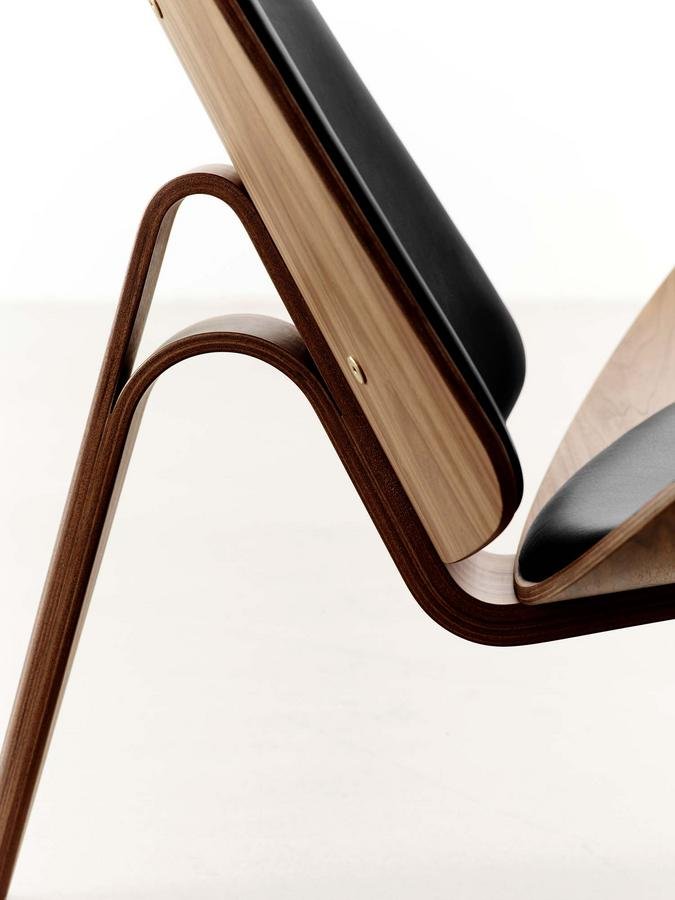Wing Shell Lounge Chair