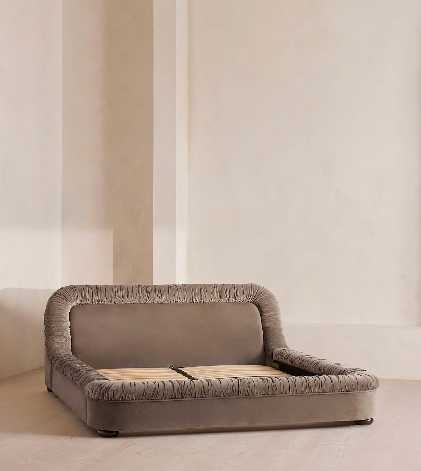 Vara Bed