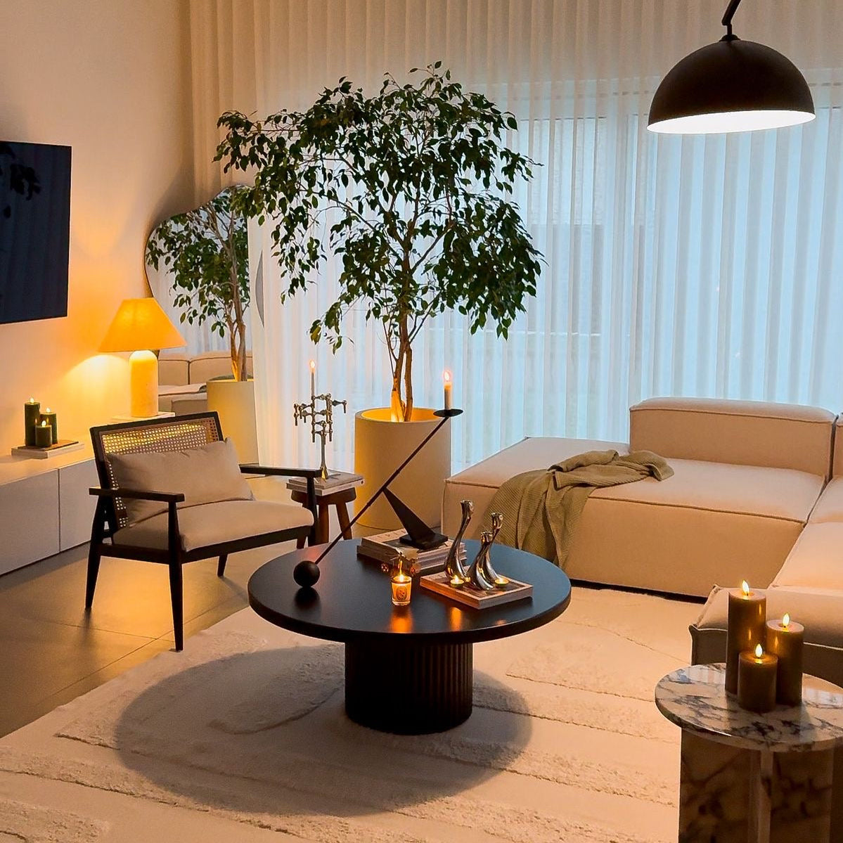 Wilson Noir Blocca Living Room Set