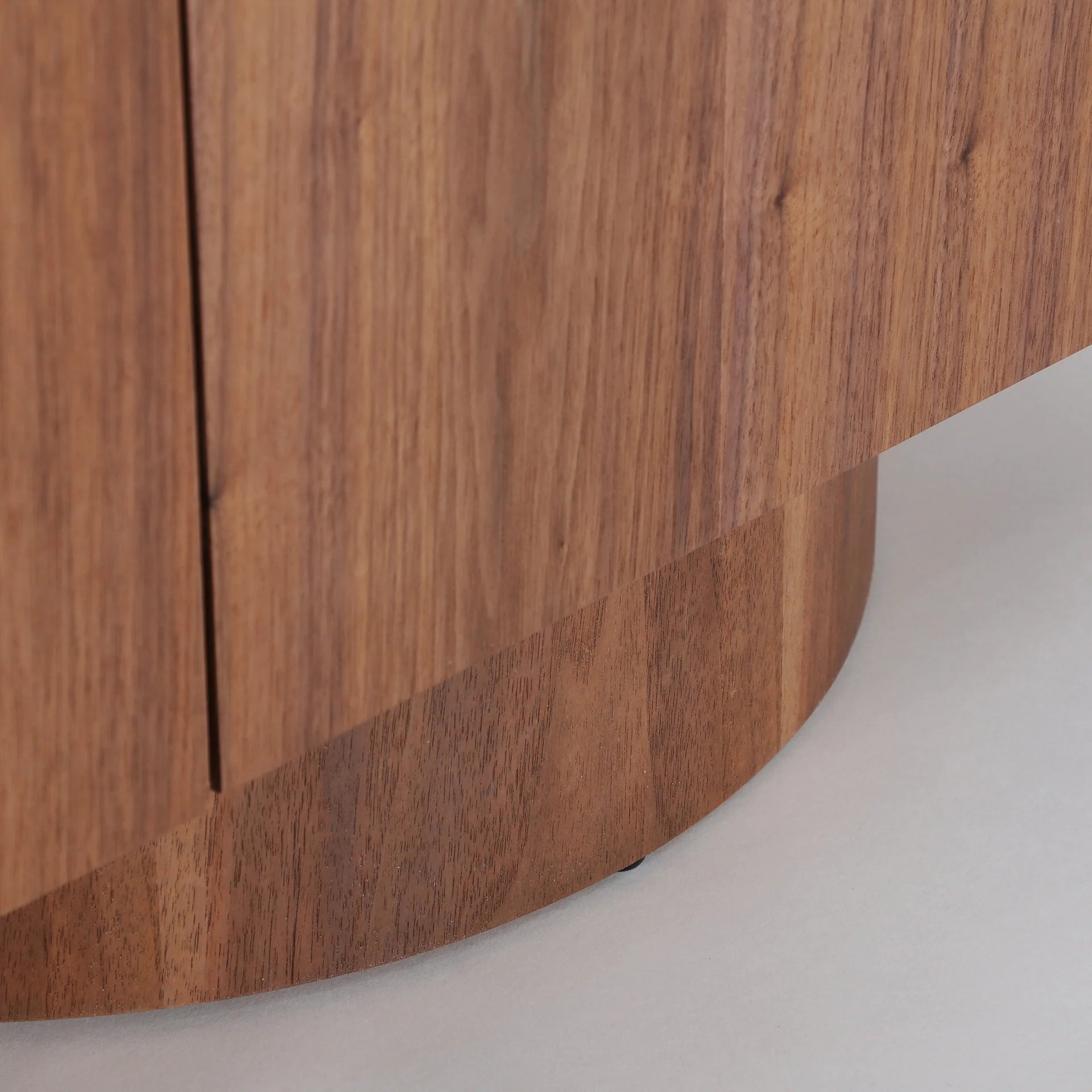 Aura TV Unit