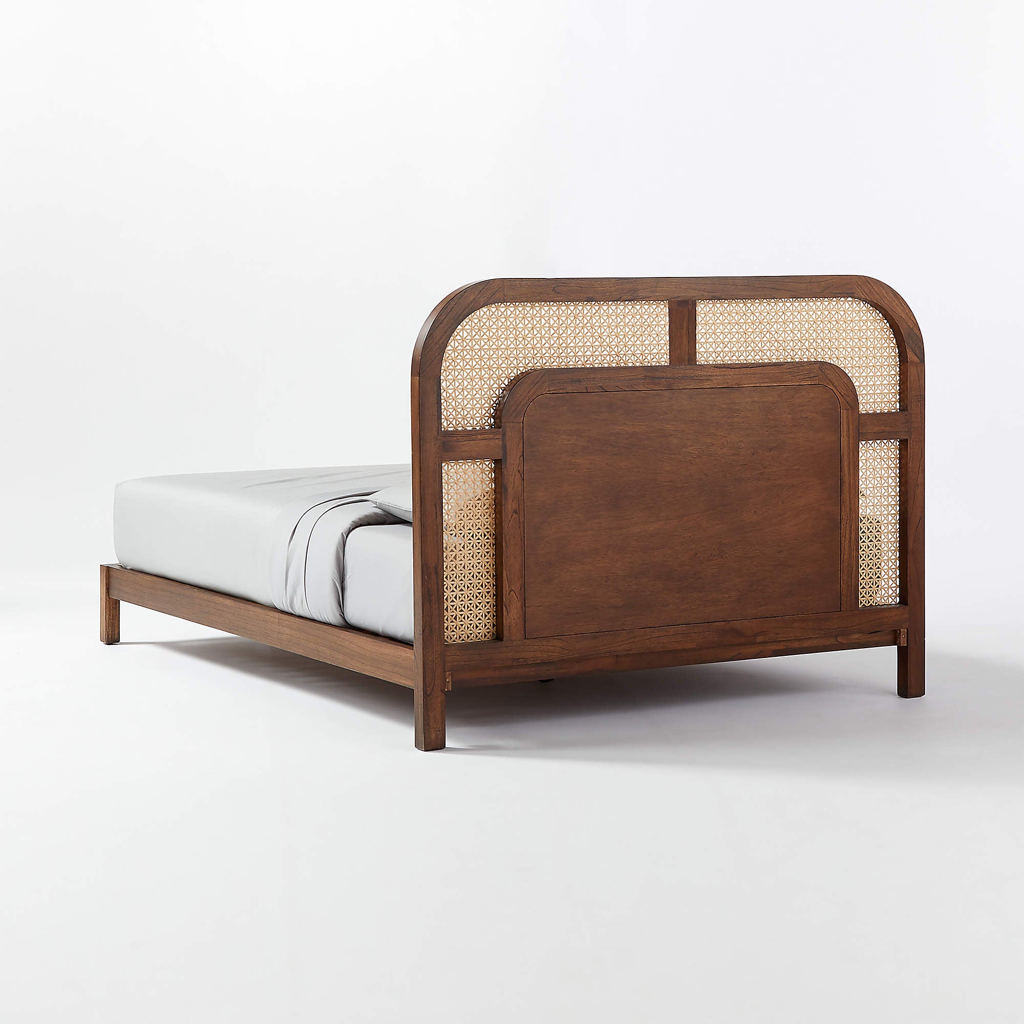 Canelle Bed