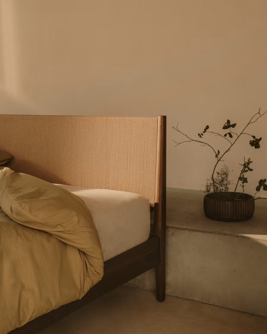 Soletta Bed