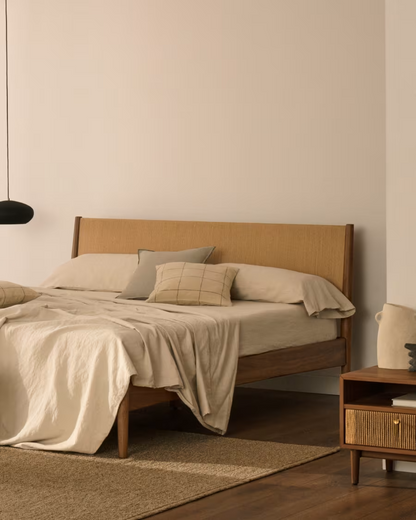 Soletta Bed