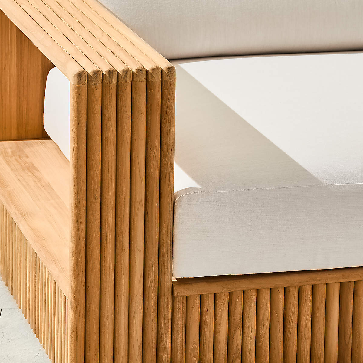 The Bali Beech Pine Retrea Set