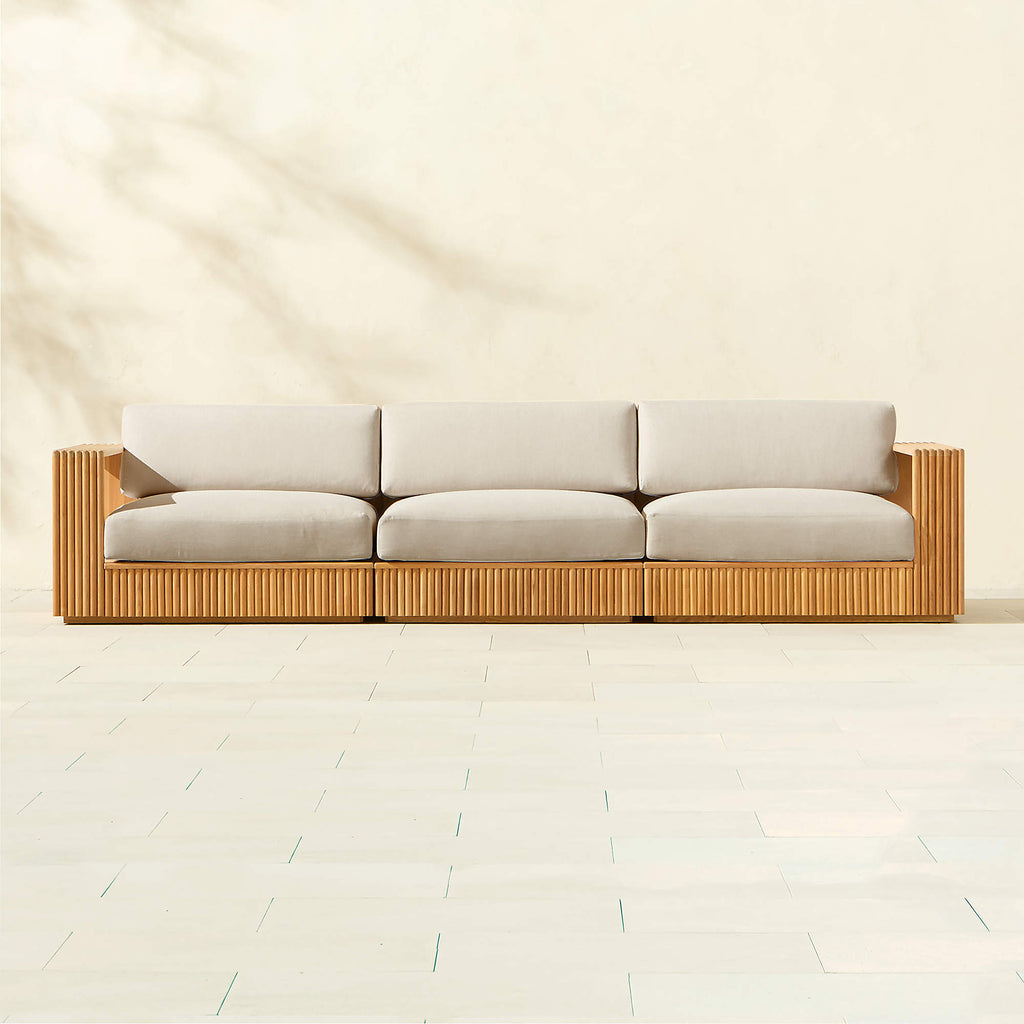 The Bali Beech Pine Retrea Set