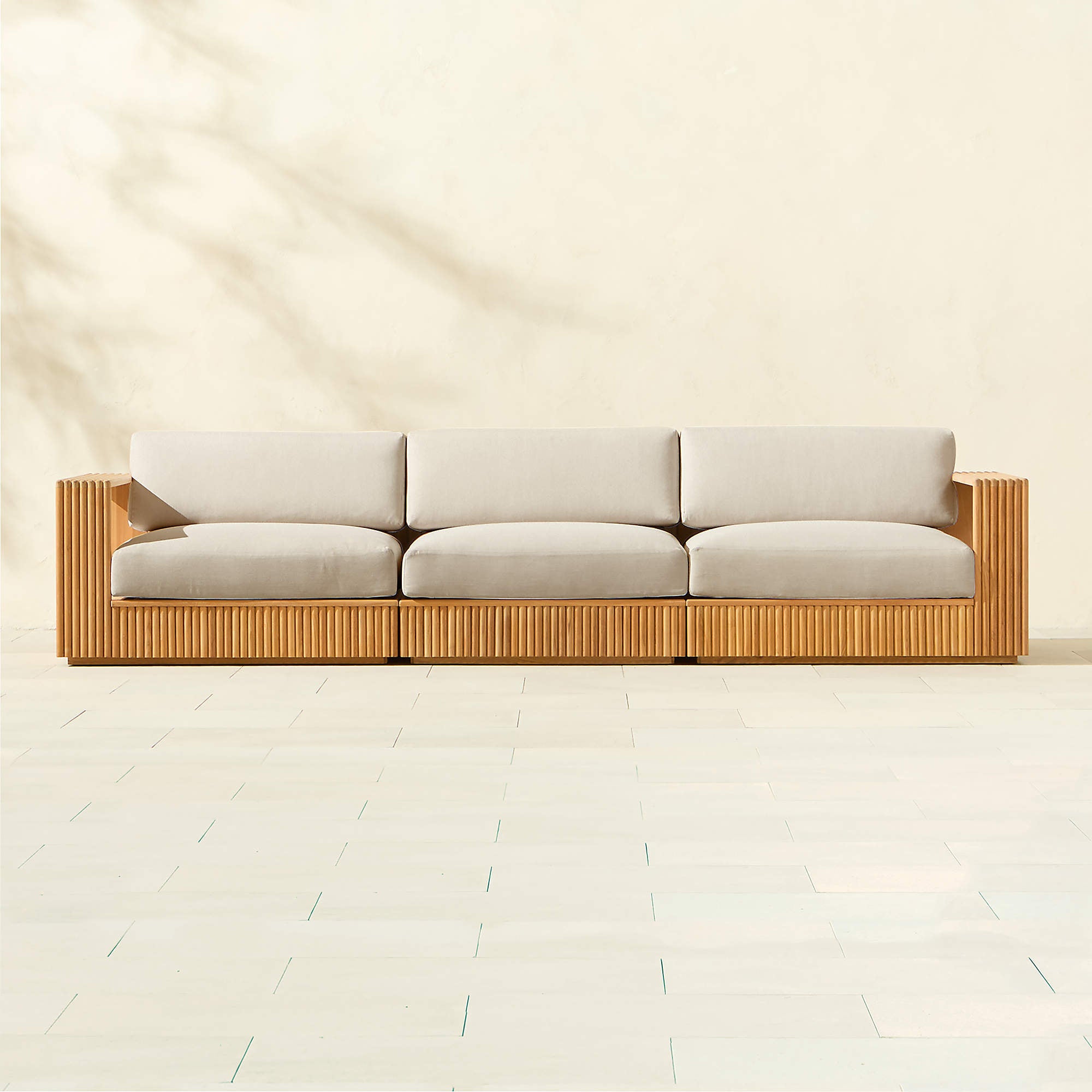 The Bali Beech Pine Retrea Set