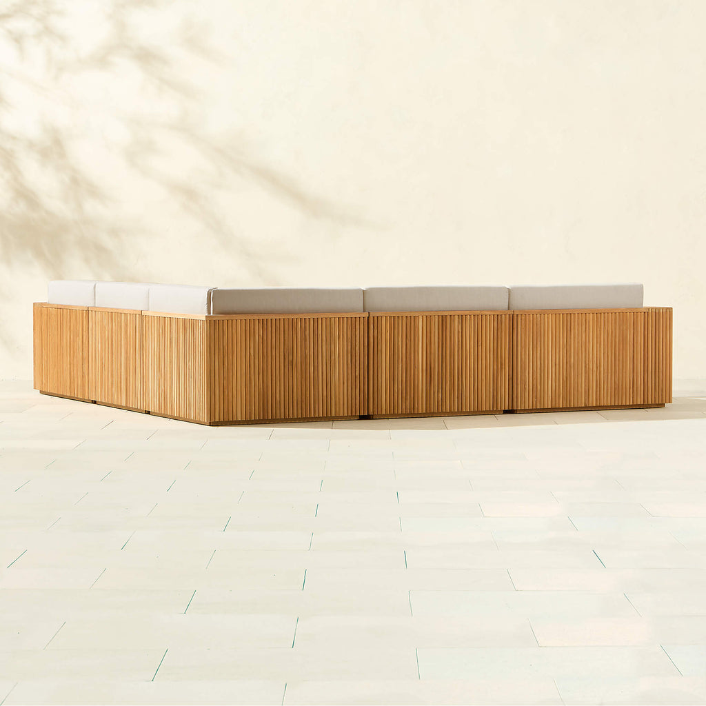 The Bali Beech Pine Retrea Set