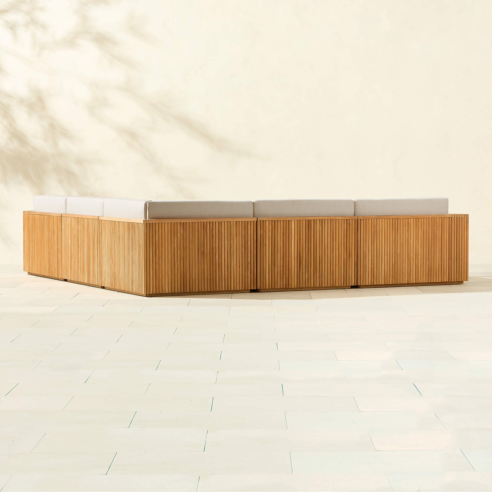 The Bali Beech Pine Retrea Set