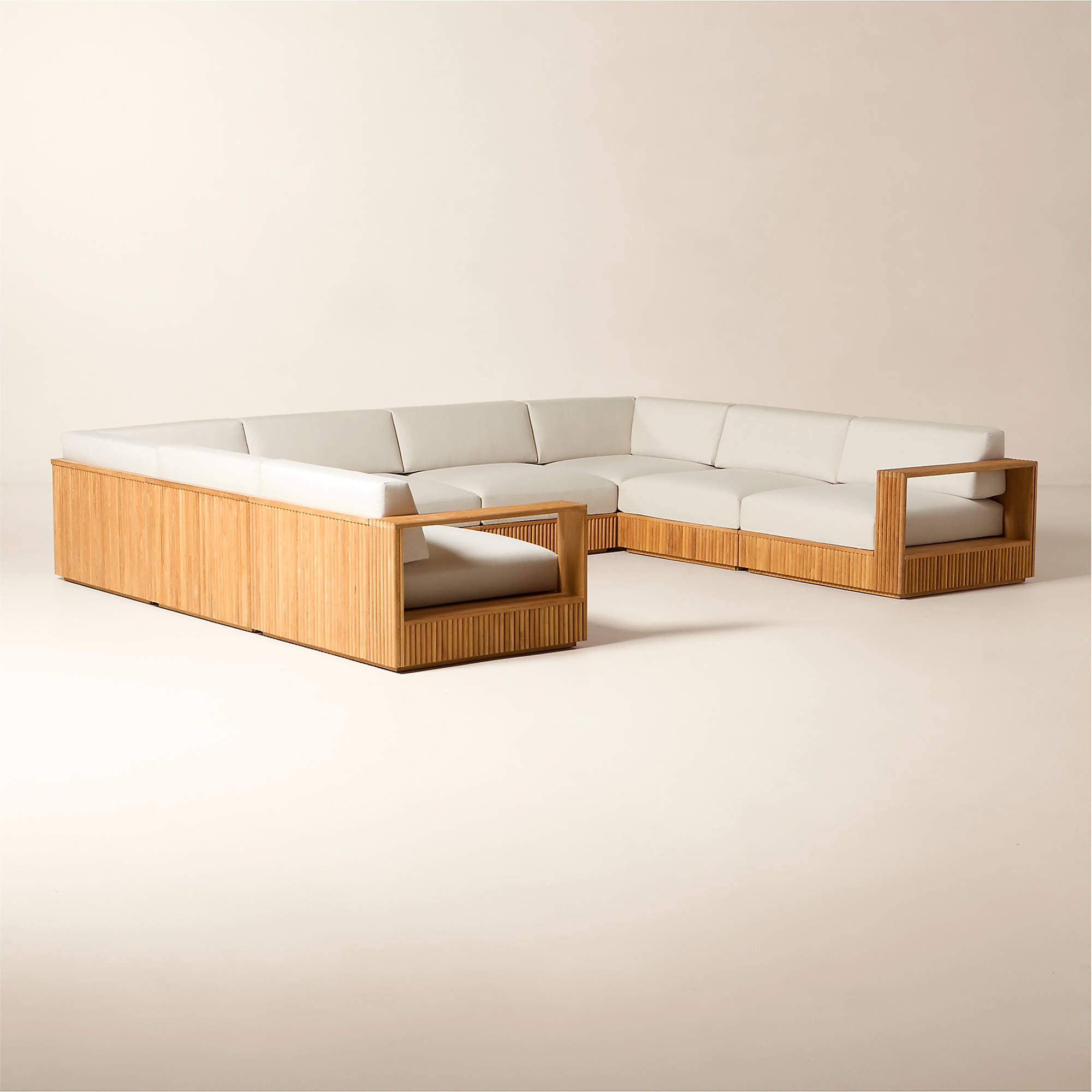The Bali Beech Pine Retrea Set