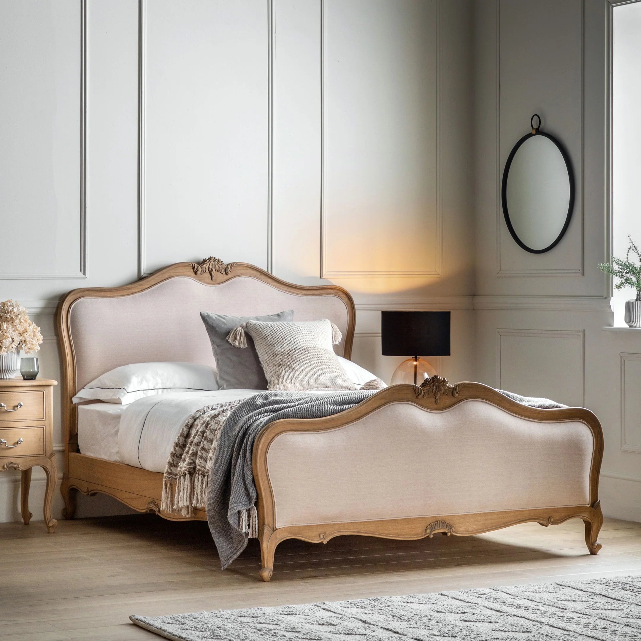 Monroe Bed