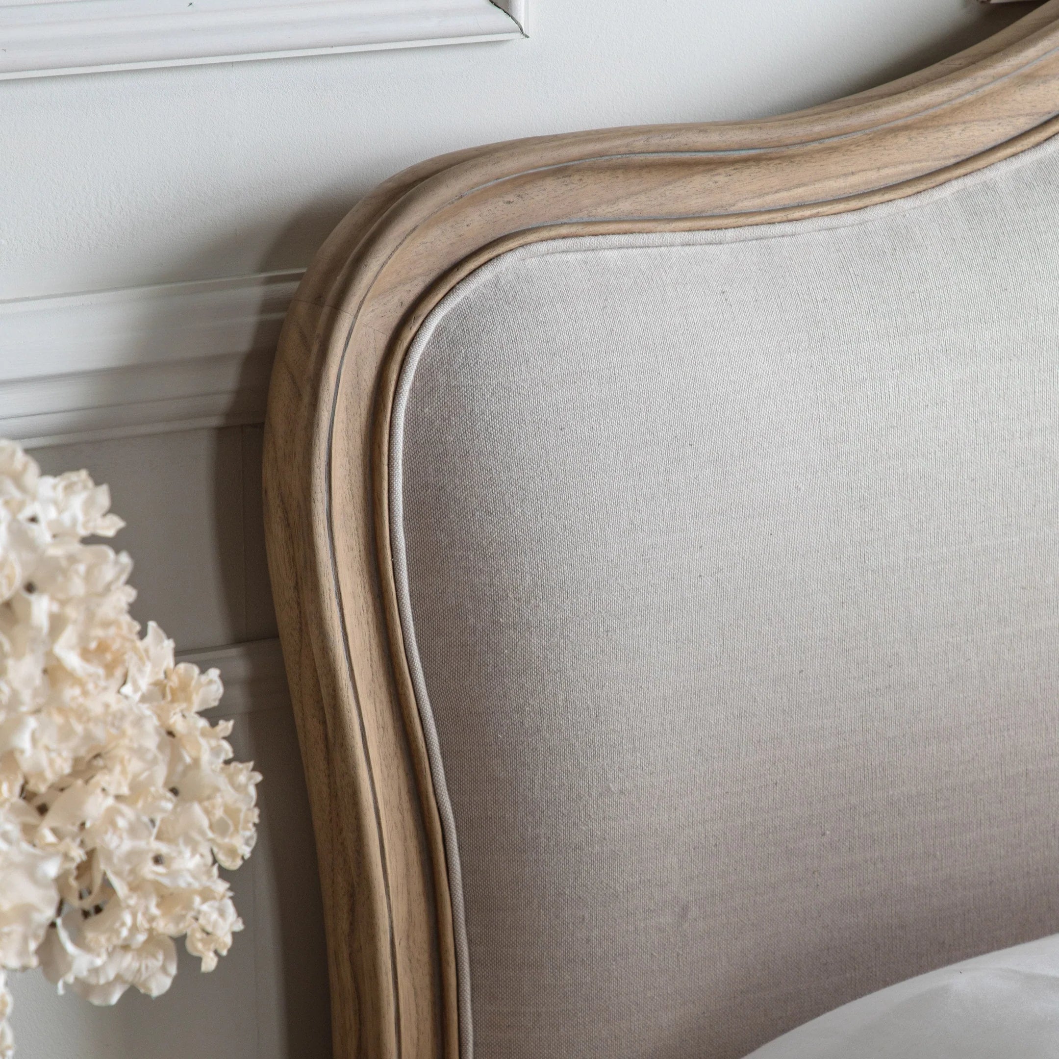 Monroe Bed