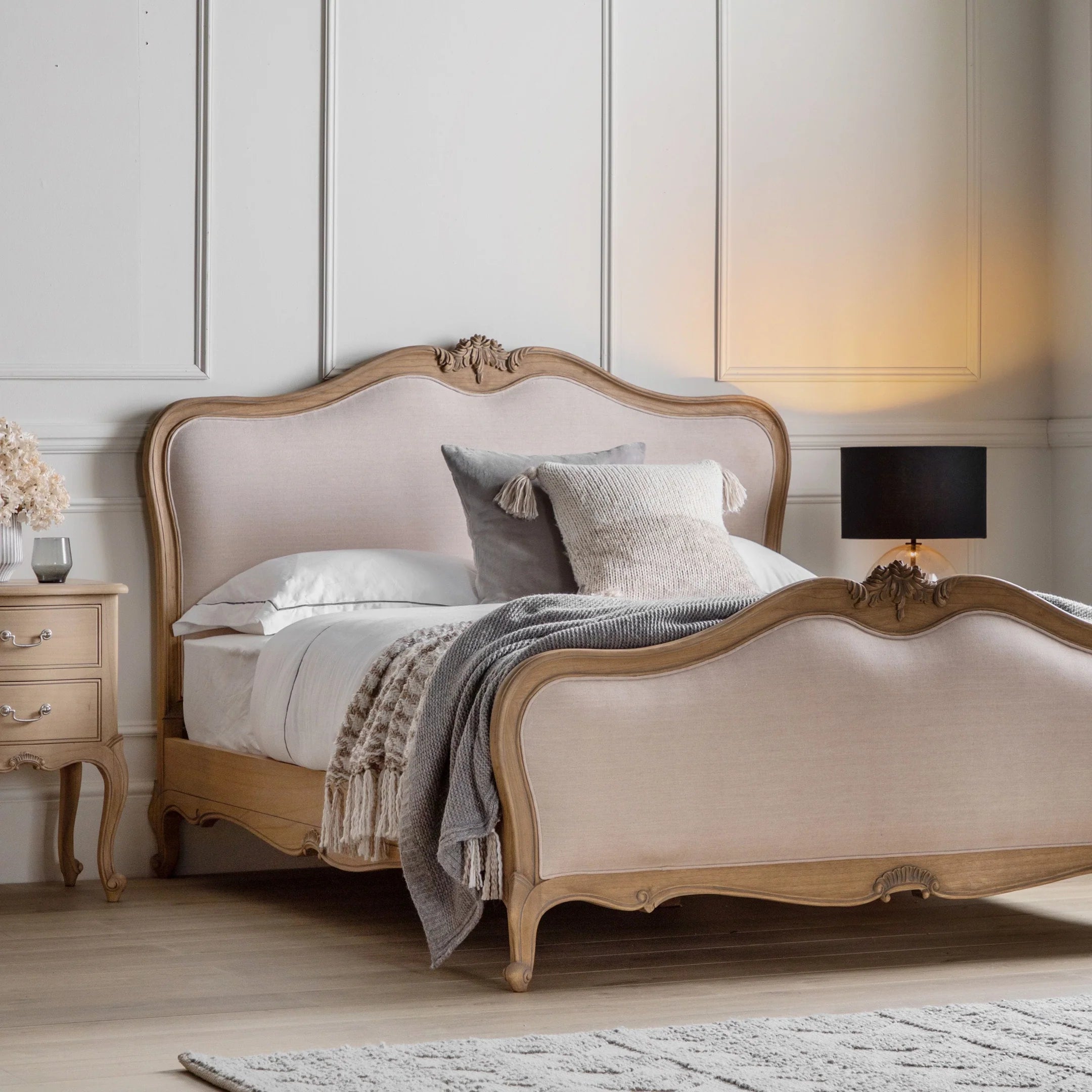 Monroe Bed