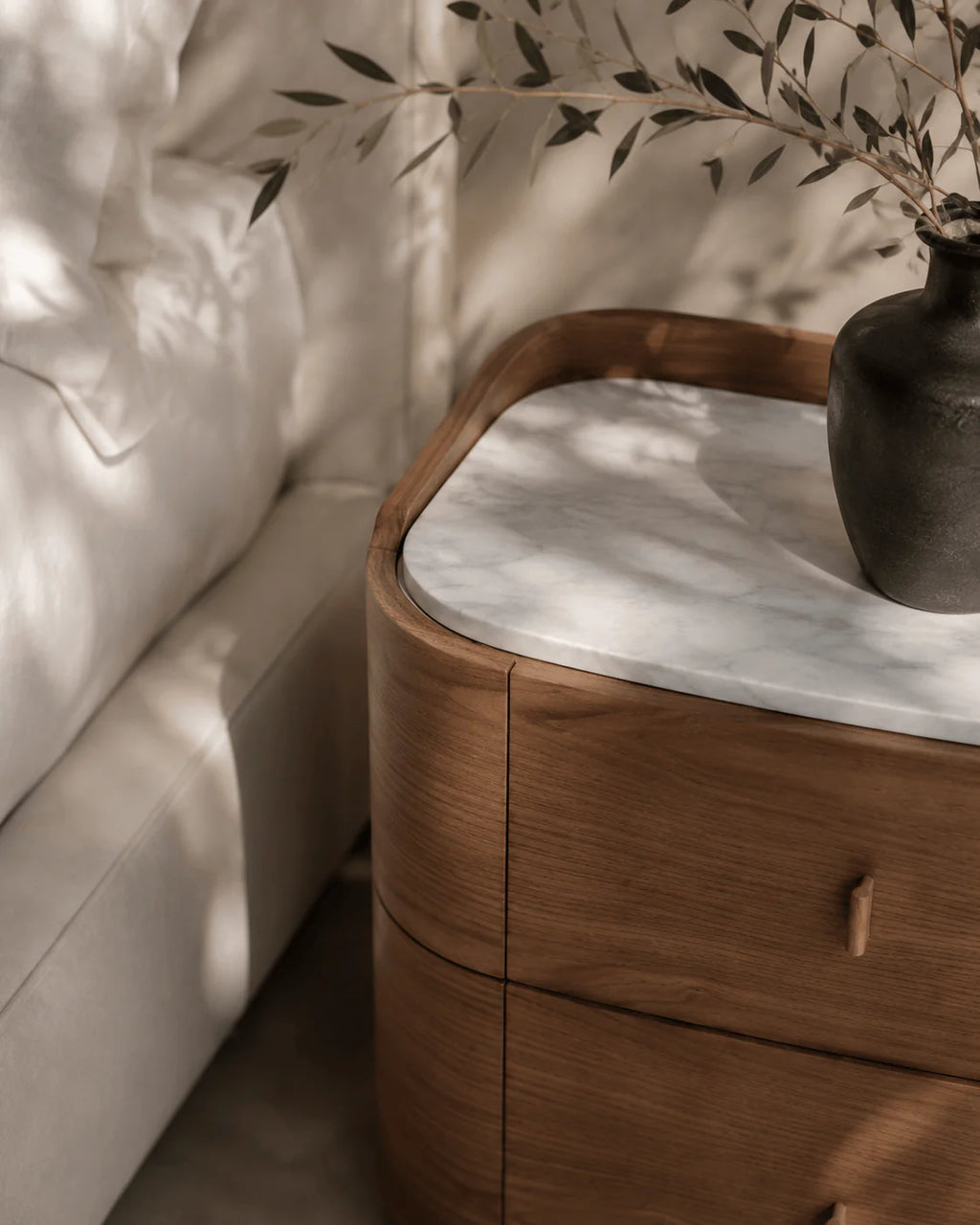 Vetru Bedside table